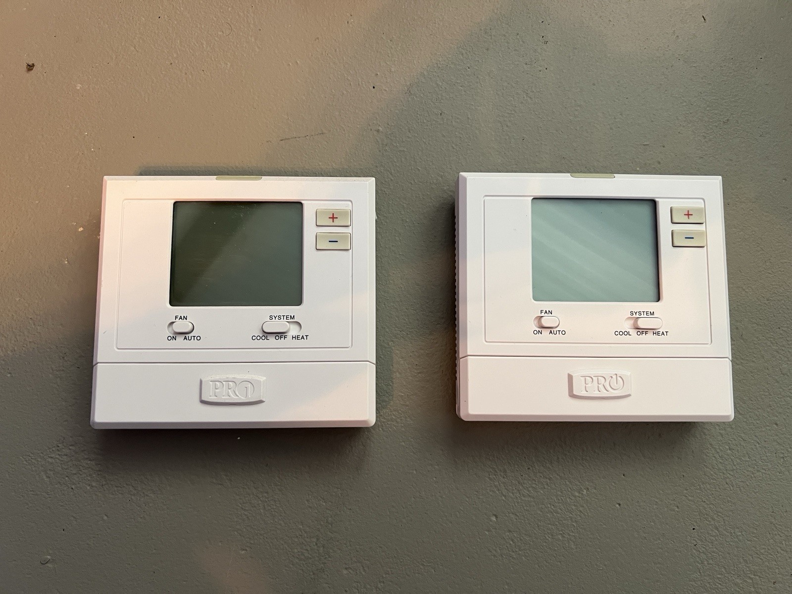 Lot Of 2 PRO1 IAQ T701 Non-Programmable Thermostat, 1- Stage, 1 Heat - 1 Cool gallery