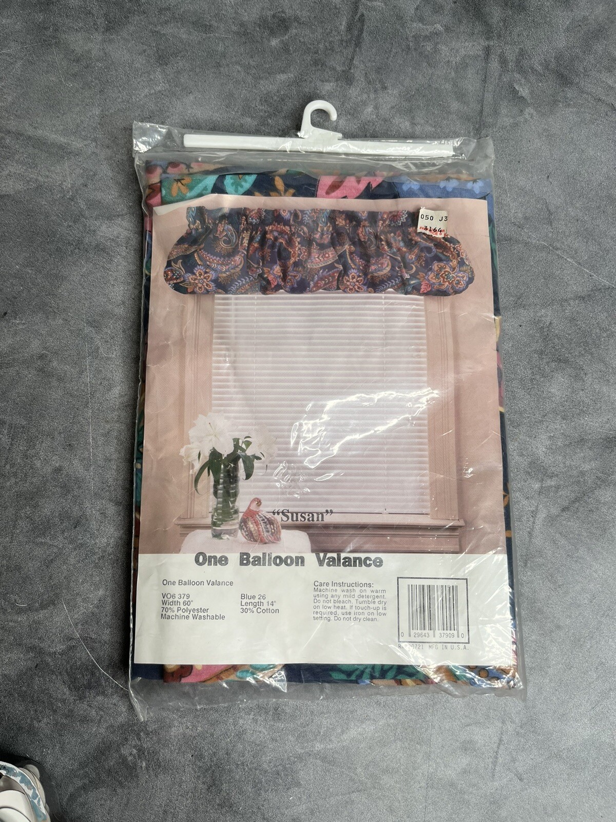 Vintage Balloon Valance Susan Polyester Cotton Blend gallery