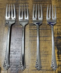 4 Oneida DAMASK ROSE Glossy Cube Mark Stainless Flatware SALAD FORKS