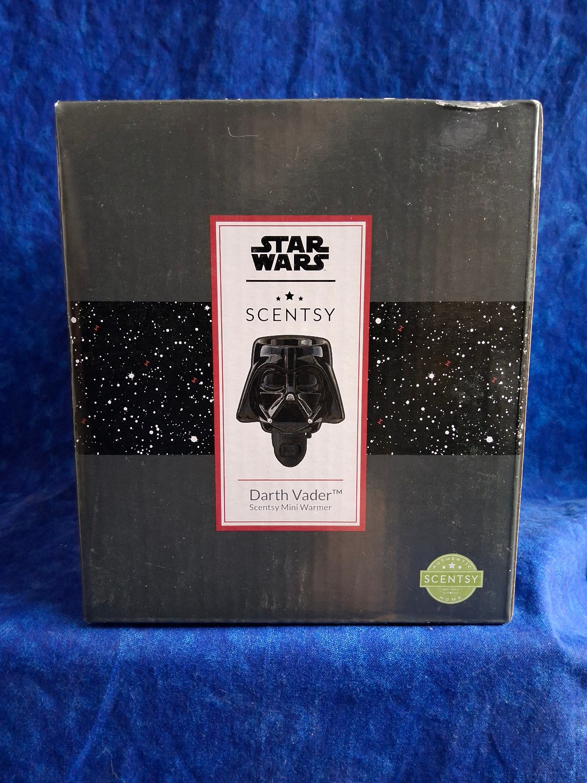 New in Box Scentsy Darth Vader Mini Wax Warmer Star Wars gallery