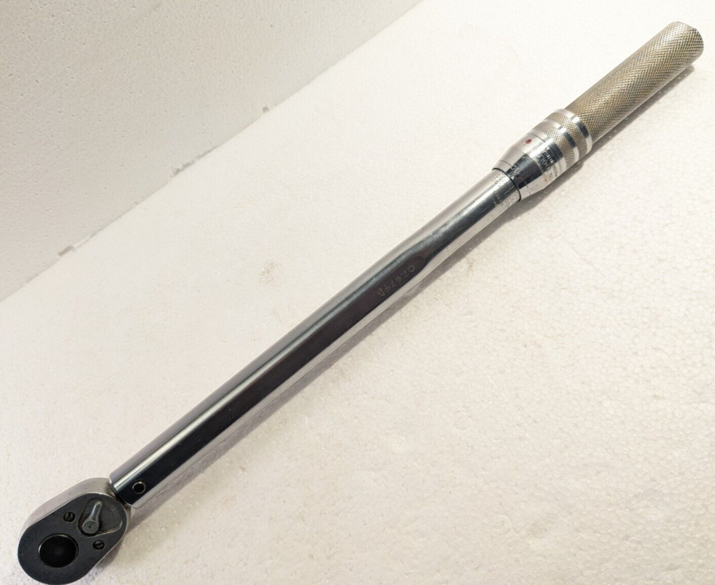 Snap- On 1/2" Drive Micrometer Click-Type Torque Wrench, Knurled Handle gallery