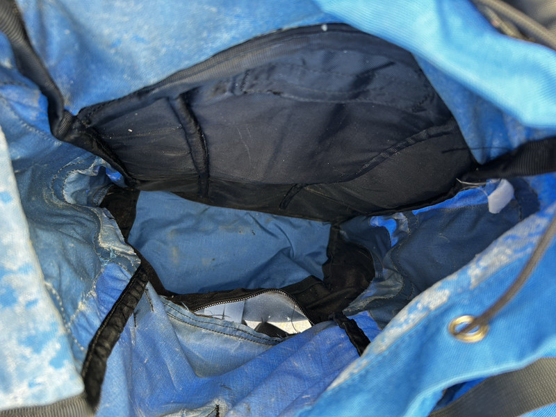 Lowe Alpine Eclipse Blue/Black Expedition Hiking Backpack Broken Zipper Peeling 5