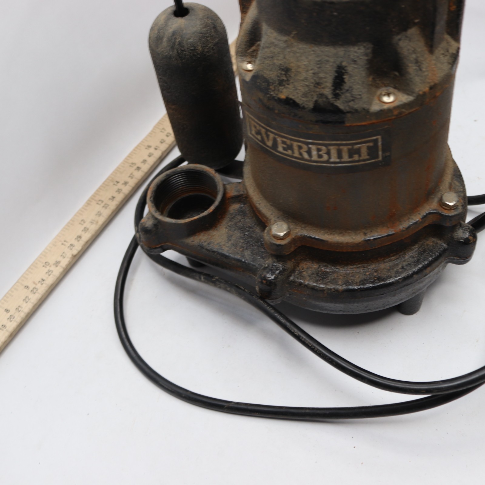 Everbilt 1/2 HP Cast Iron Sump Pump gallery