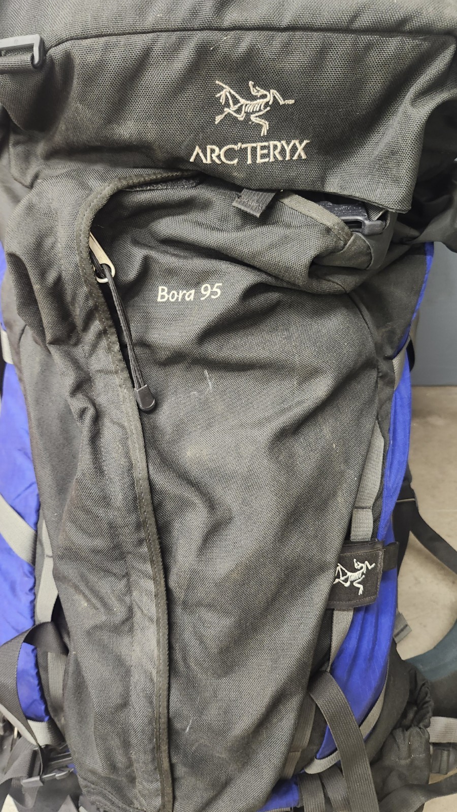 Arc'teryx Bora 95 95L Internal Frame Backpacking Pack Zip 5 Pockets Blue 3