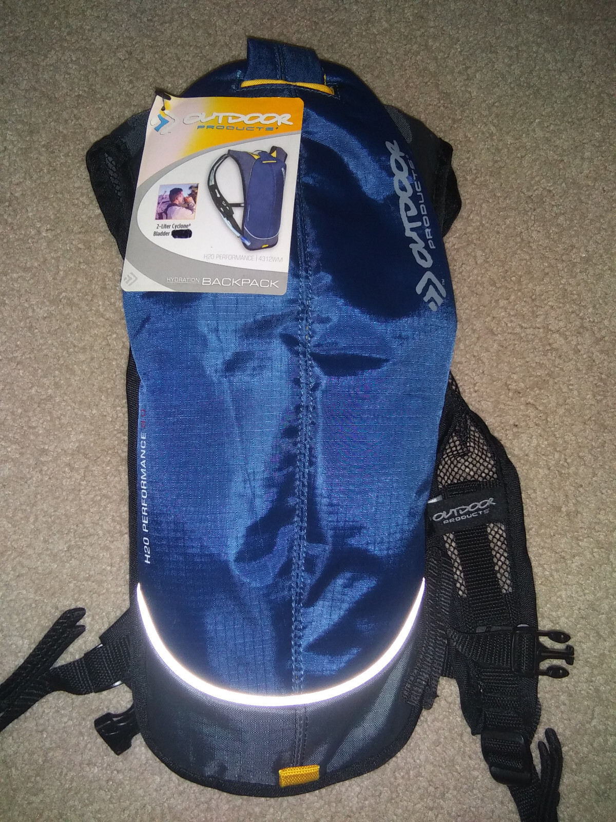 New Outdoor Products Hydration Backpack H2O Performance Adjustable Day Pack Bag