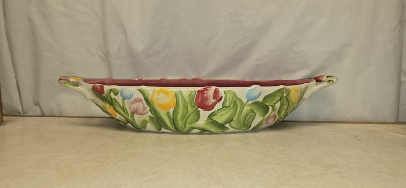 Temptations 17 1/2" Embossed Figural Florals Spring Tulip Bowl Bold Colors NOS gallery