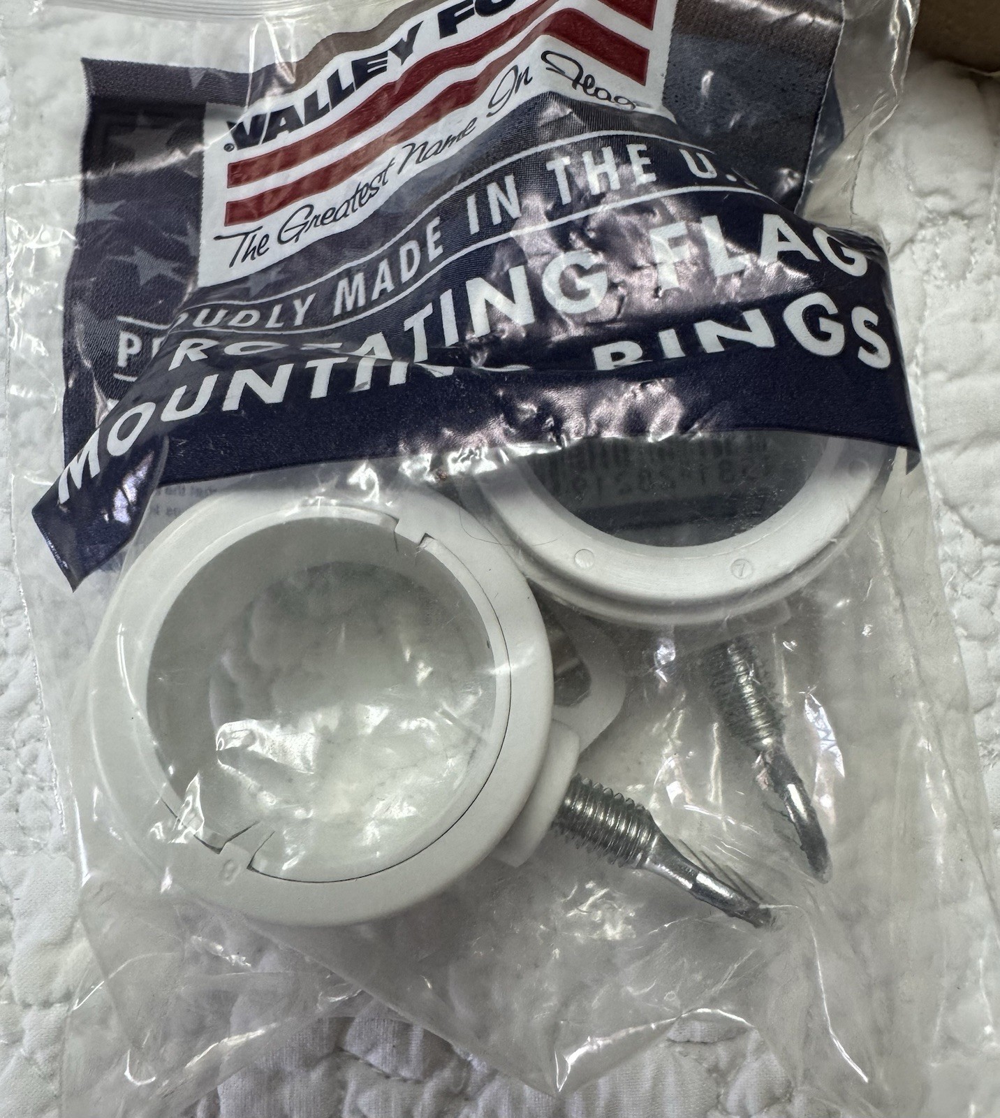 Valley Forge PVC Rotating Flag Mounting Ring for 1" Diameter Poles 2 Pack 28219 gallery