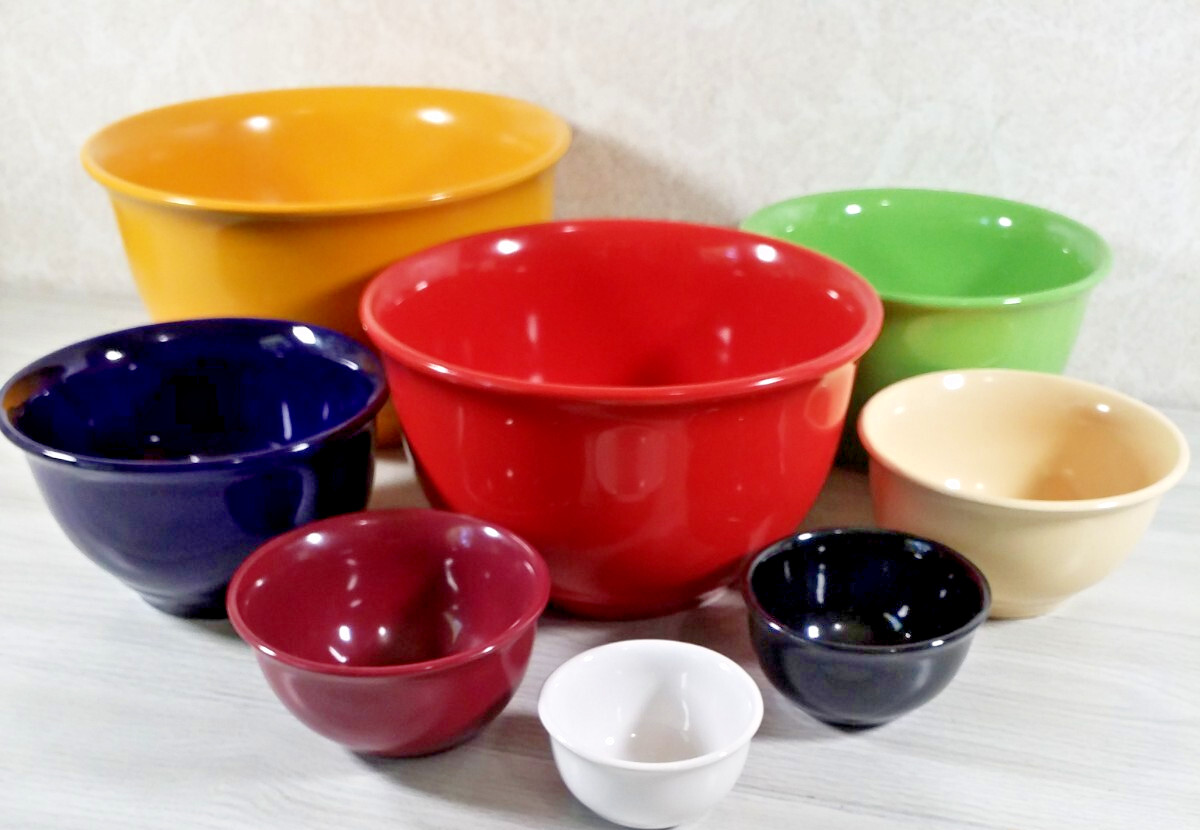 GANYMEDE ENT. Rainbow 8-Pc. Porcelain Nesting Mixing Bowls 3-9 inches gallery