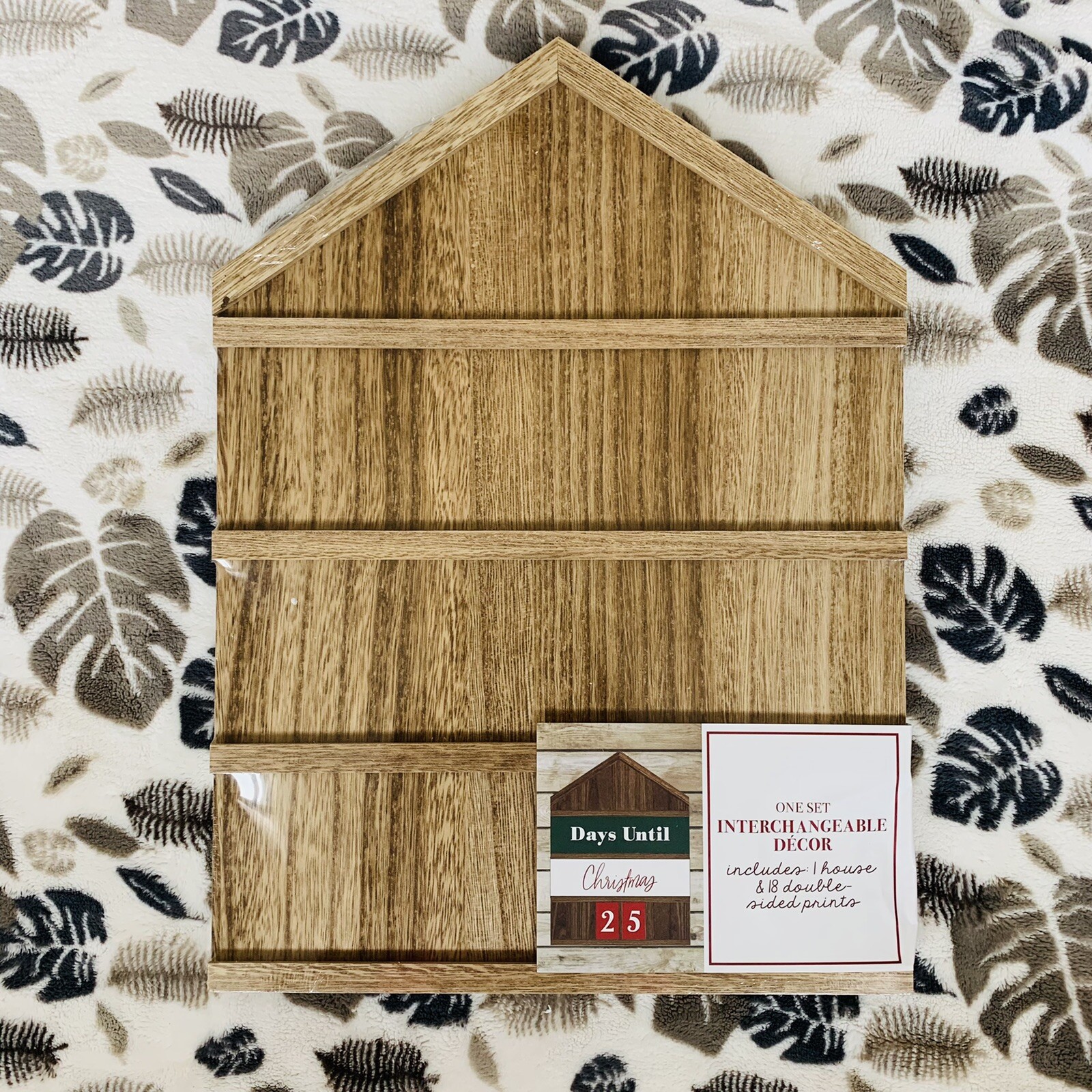 Christmas Countdown Wall House 18 Interchangeable Numbers/Signs-Chalk/Dry Erase gallery