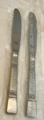 Gorham Baluster Design Studio 18/8 Japan 2 dinner knives – 9 1/8 inches unused