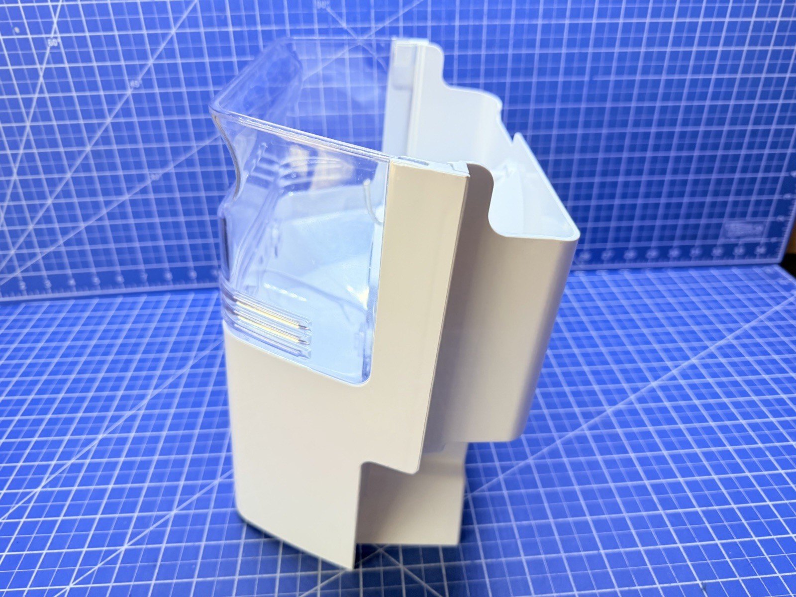 LG Refrigerator Ice Bin Bucket Assembly P# AKC73029306 gallery
