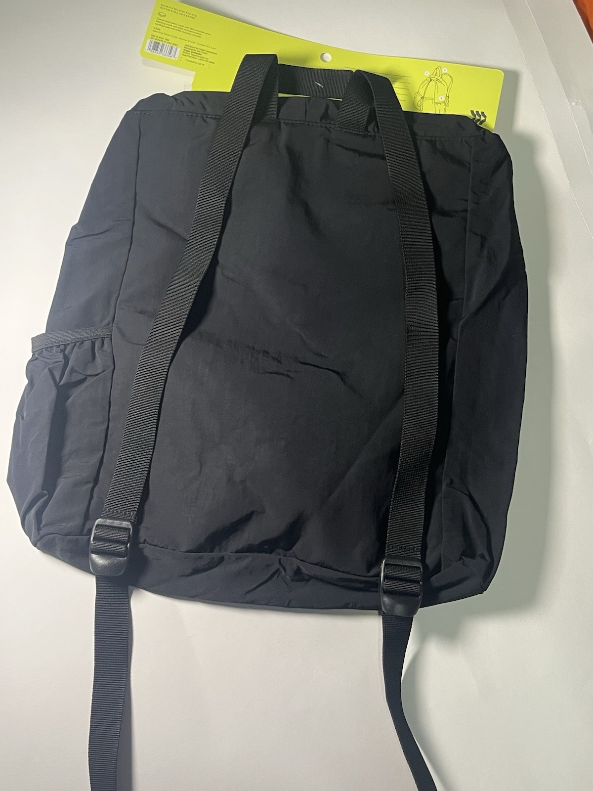 Out In Motion Black Hiking Backpack 17L Adjustable Nylon Straps External Pockets 3