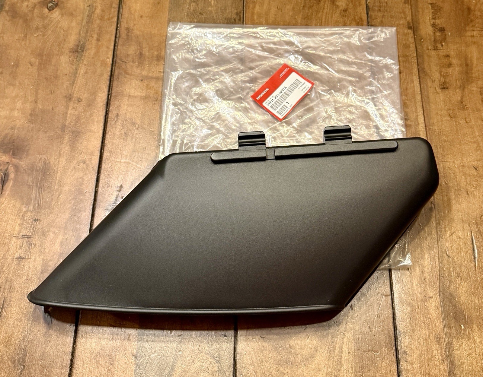 HONDA Side Discharge Chute Deflector HRS216(K1-K7) 81211-VG3-020ZA Genuine OEM gallery