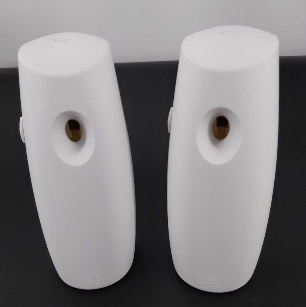 AIR WICK AUTOMATIC SCENT SPRAYER TIMED WALL MOUNTED DISPENSER - LOT OF 2 gallery