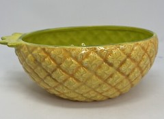Pineapple Shaped Ceramic Serving Bowl Avon Luau Cookout Summer Vintage Party