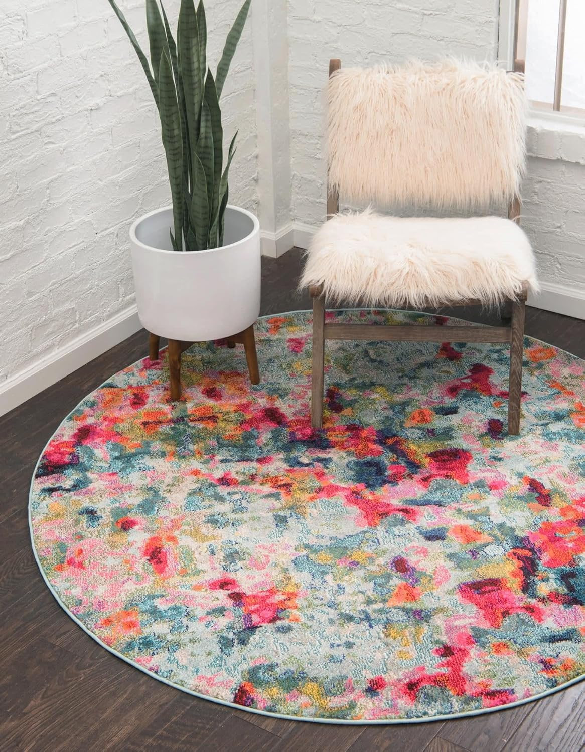 Champagne Chromatic Collection Area Rug - 8' Round, Multi/Blue Design gallery