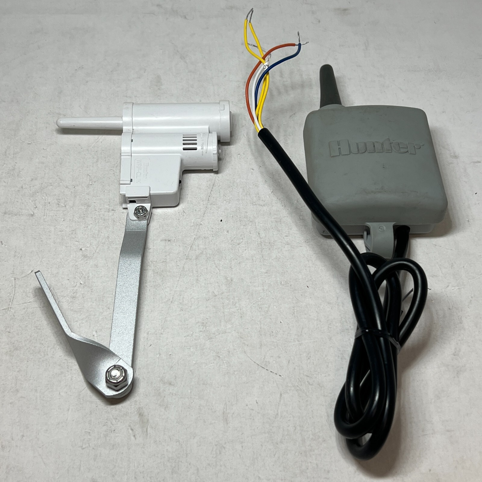 Hunter Wireless Rain / Freeze Clik Sensor WRF-CLIK Transmitter and Receiver Only gallery