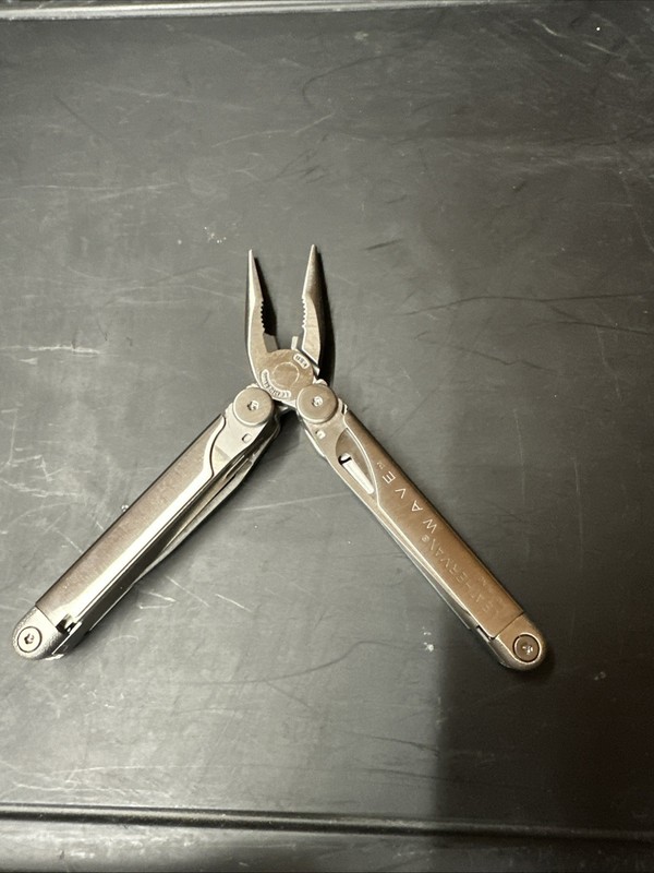 Leatherman Wave Plus Multi-Tool Stainless steel Blade Handle Pliers Knife gallery