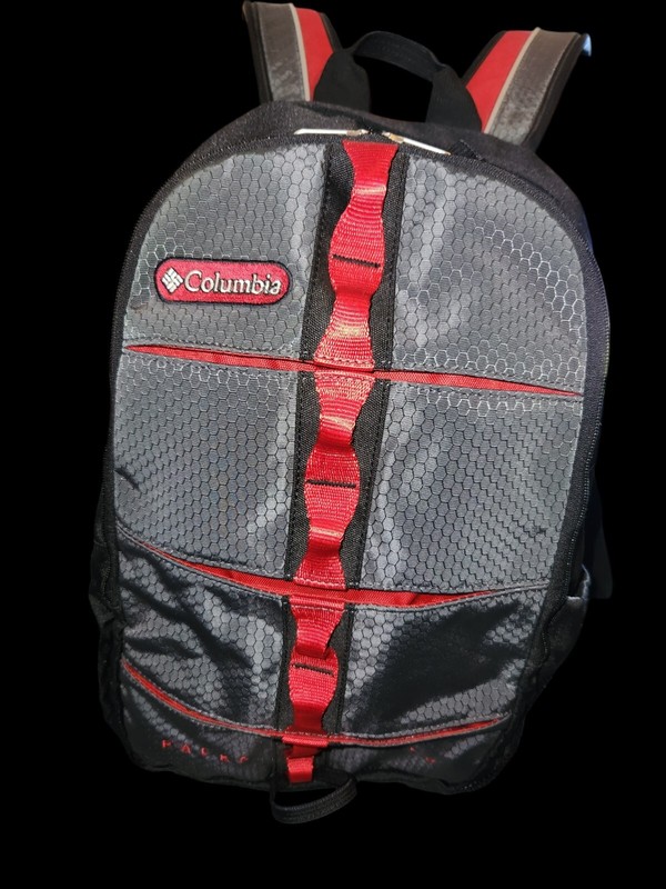 Columbia "PACKA DILLO" Backpack in Black / Dark Grey / Red