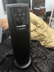 Lasko 22″ Digital Ceramic Oscillation Tower Space Heater CT22850
