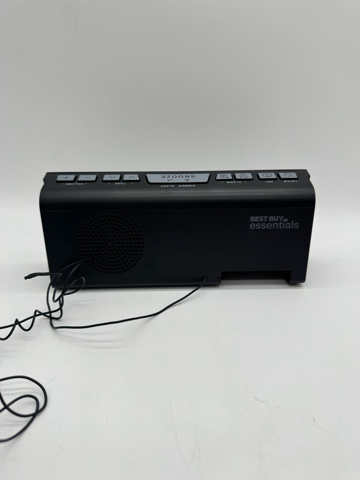 Best Buy essentials Digital Dual Alarm Clock AM/FM Radio Snooze LED Display gallery