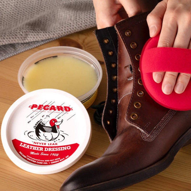 Pecard Classic Leather Dressing gallery