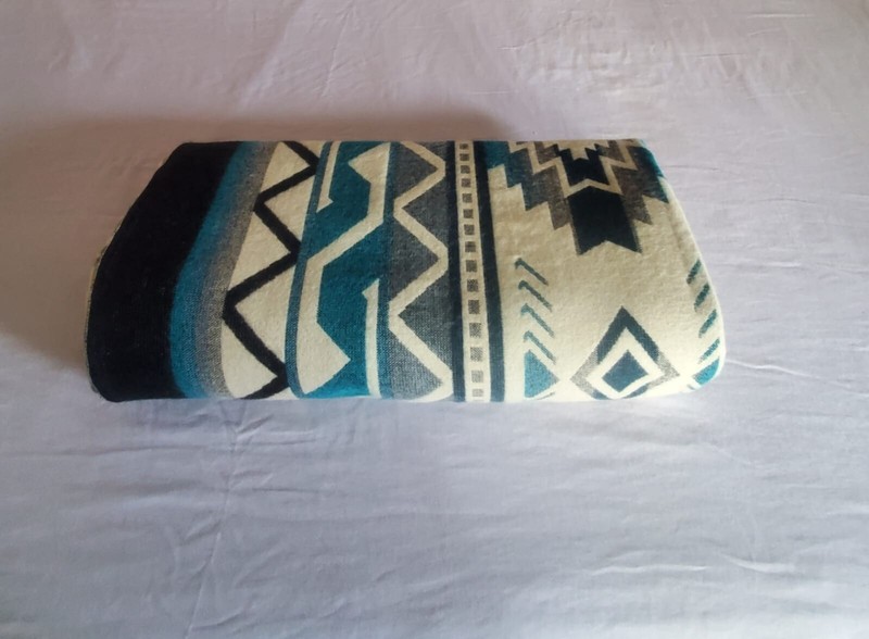 KING SIZE & WARM ALPACA WOOL,MULTICOLOR BLANKET ECUADOR THROW 74,8x91,33 in gallery
