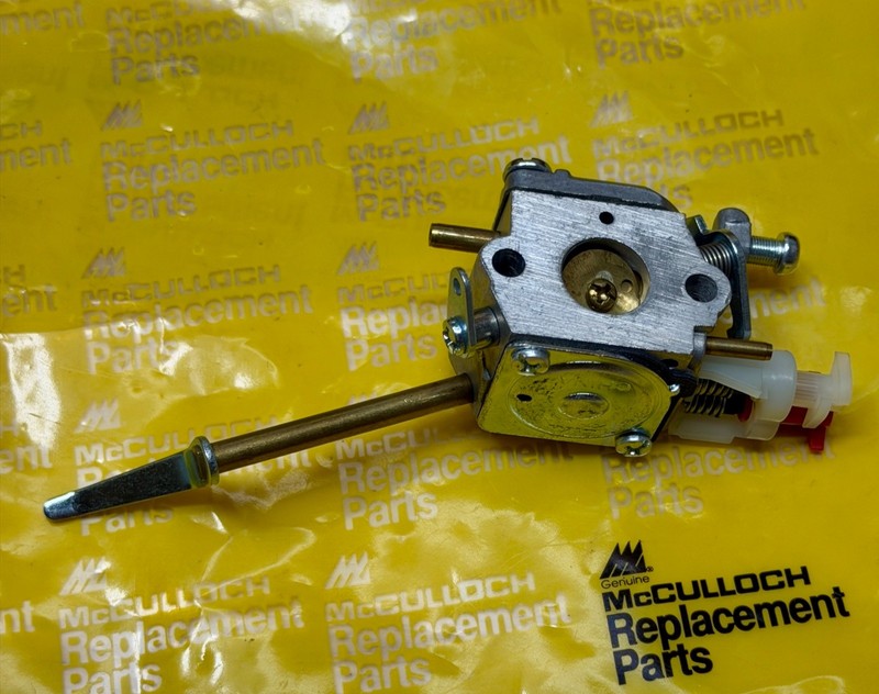 NOS OEM McCulloch 28cc, 32cc, String Trimmer Carburetor PN 224033 (Bin 95) gallery