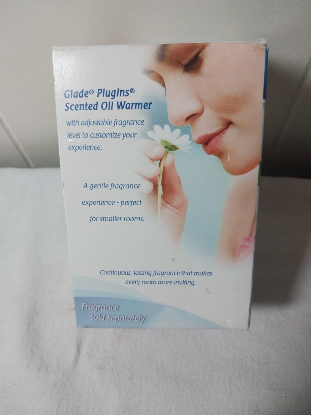 GLADE PlugIns Scented Oil Warmer Plug In Air Freshener Dispenser 2008 NEW gallery