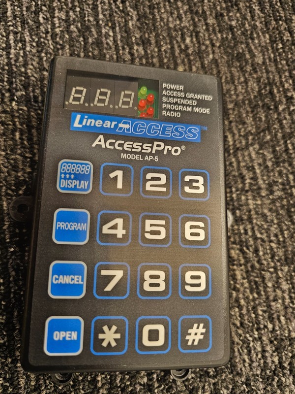 Linear AP5, ACP00953 Wireless Access Controller 318Mhz For Two Gates or Doors gallery