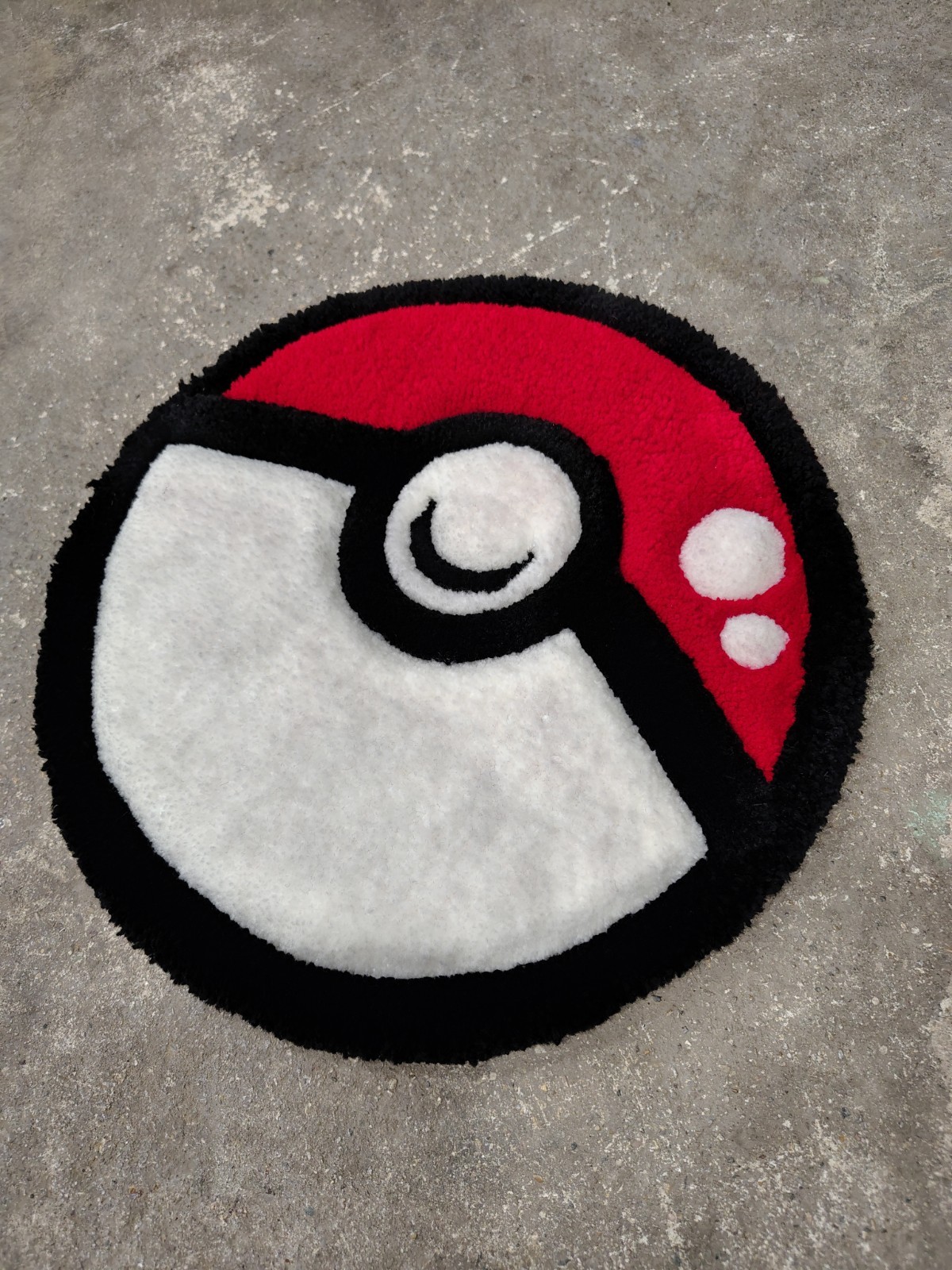 Hand Tufted Pokeyball Rug. Made In The USA From Premium Acrylic Yarn 13inch gallery