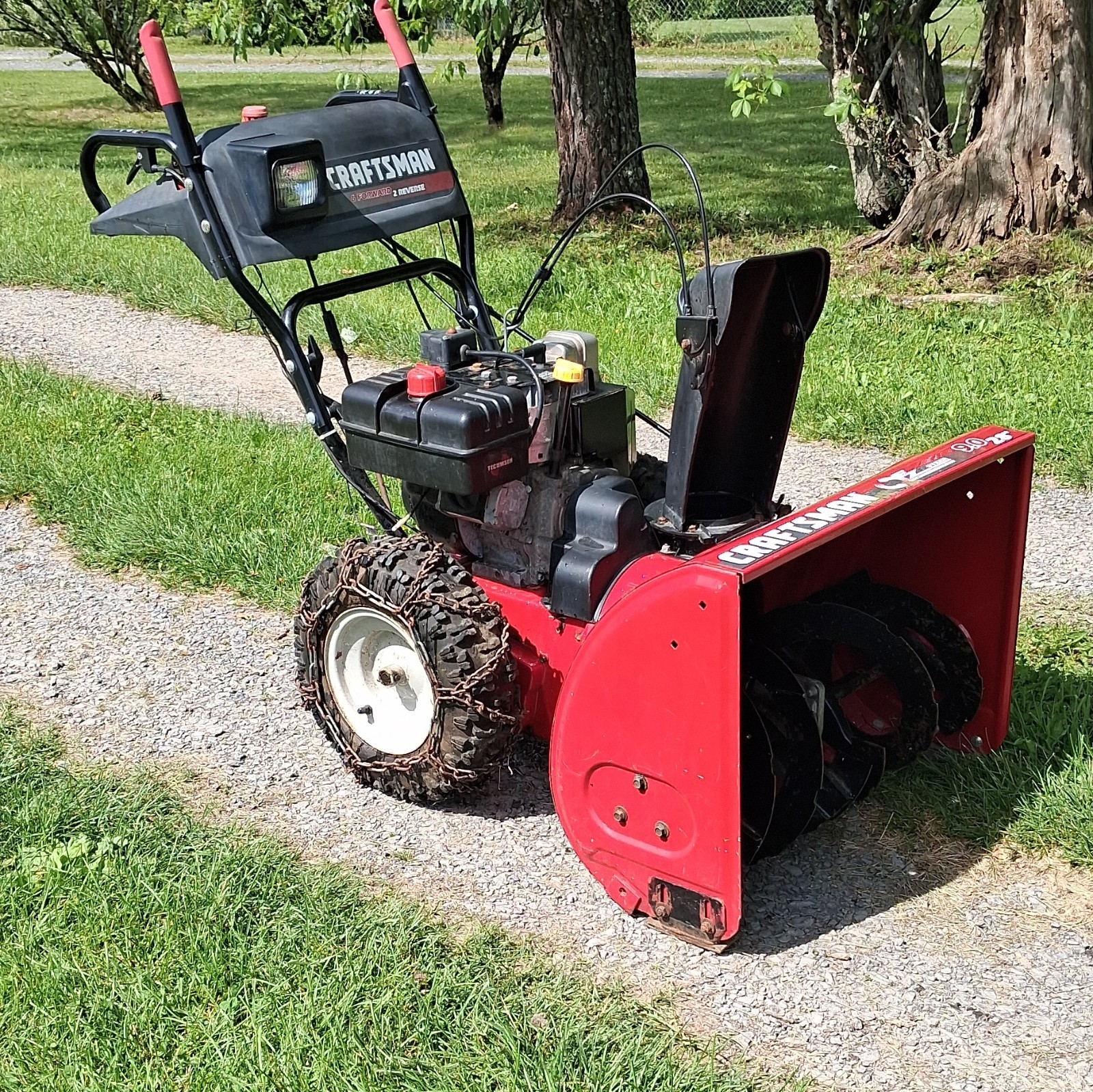 Craftsman 28" Two-Stage Gas Snow Blower Tecumseh Engine Tire Chains Red/Black gallery