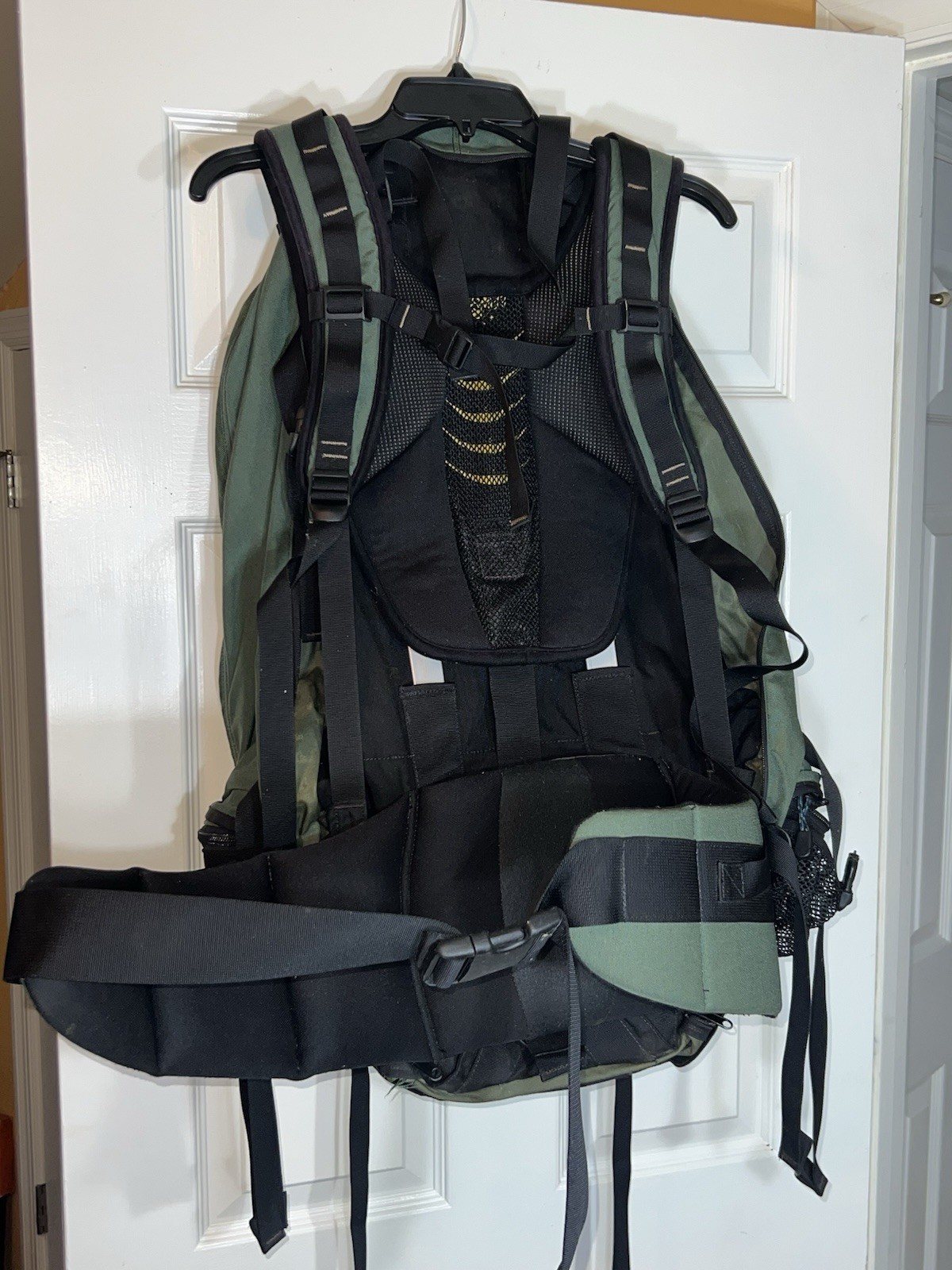eagle creek Hiking backpack 3