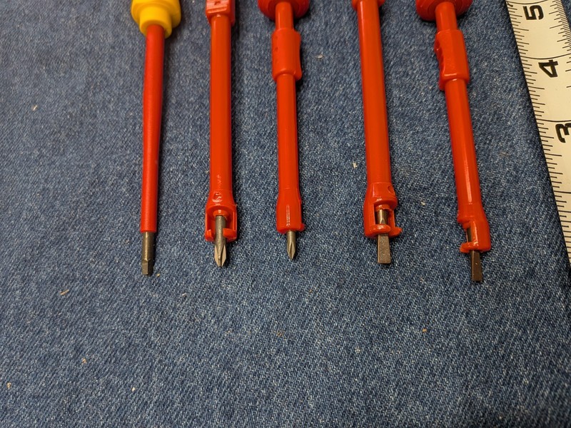 Set Wiha Tools 2 Slotted, 2 Phillips screwhold 1 square Screwdriver 5 Pcs gallery