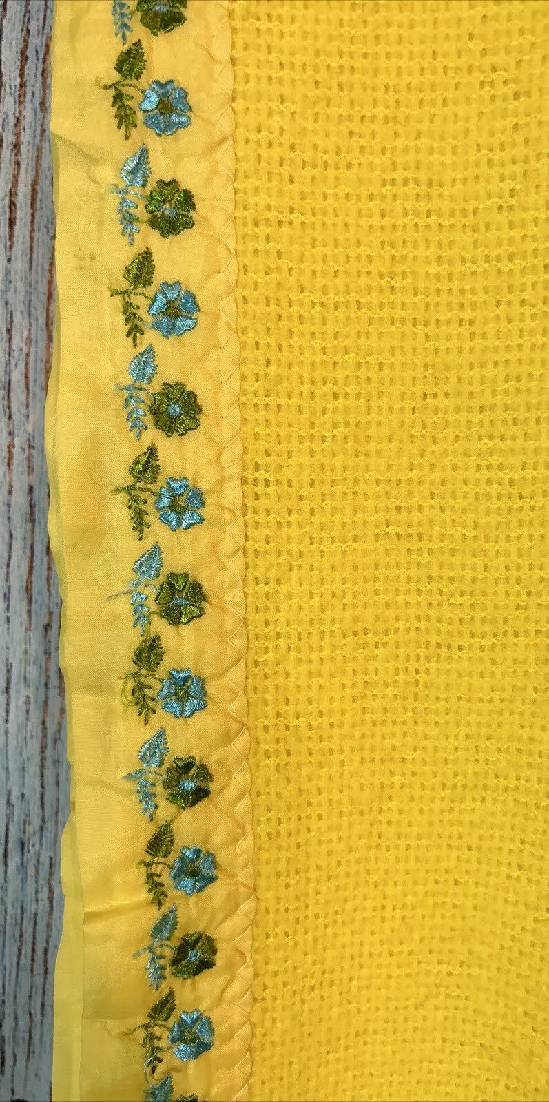 VINTAGE Waffle Weave Blanket Flower Embroidered Satin Trim Yellow 78x82” gallery
