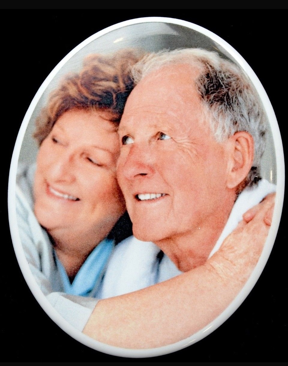 Personalised Memorial Photo Plaque 8cm x 10cm Oval Grave Garden Headstone Sign gallery