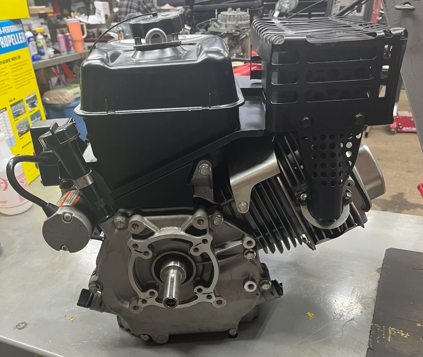 NEW LCT 585742702 369cc Horizontal Snow Engine 11 HP gallery