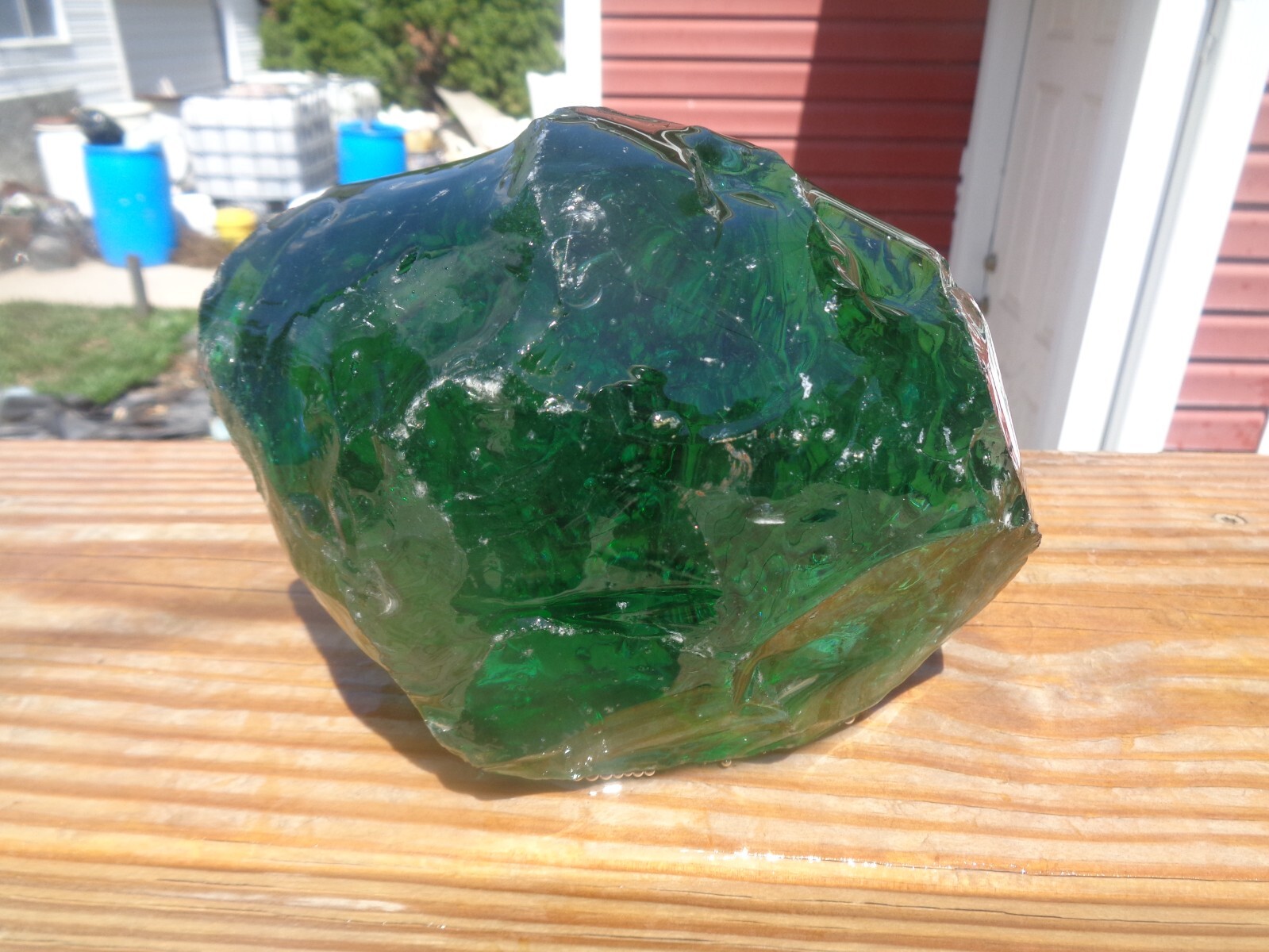 Glass Rock Slag Pretty Clear Lime Green 5.14 lbs XX49 Rocks Landscape Aquariu gallery