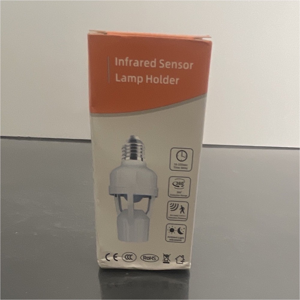 Infrared Sensor E27 Lamp Holder, White, 100-240V AC Max 60W CE/RoHS