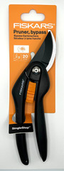 Fiskars, Pruner, Bypass, SingleStep P26 non-stick NEW