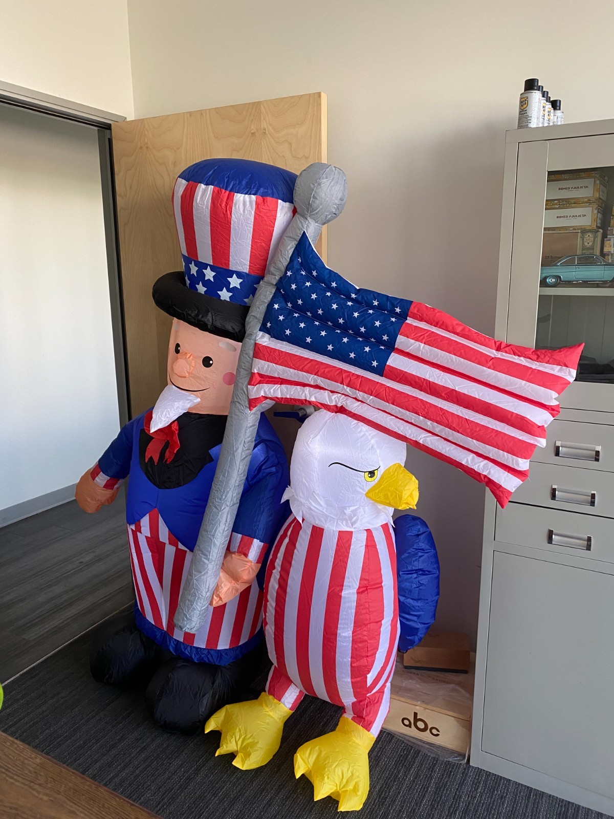 6ft High Inflatable Patriotic Independence Day 4th July Uncle Sam Flag Eagle 401 gallery