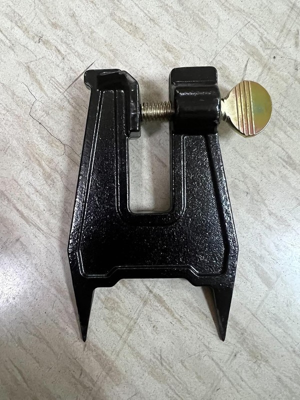 Portable Chainsaw Sharpening Vise - Essential Kit for Precision Maintenance gallery