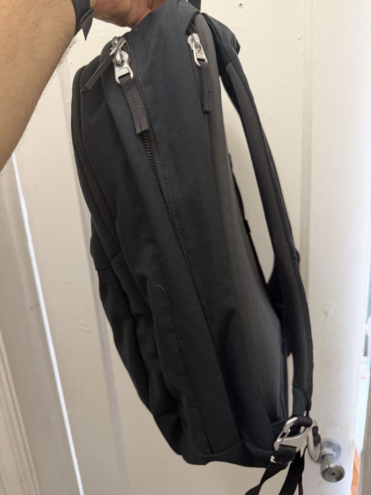 Osprey Arcane XL Day Commuter Backpack Black 4