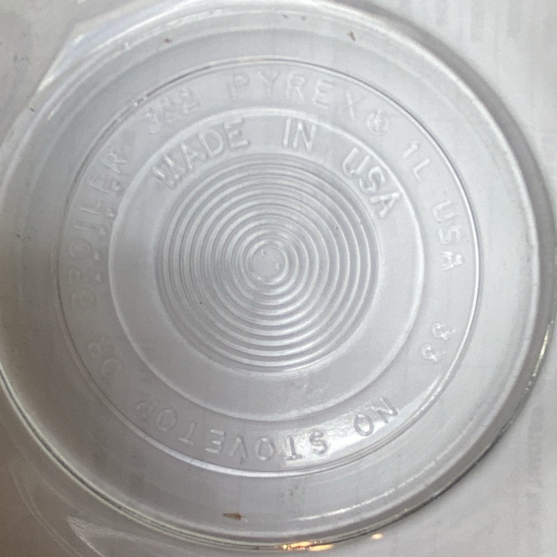 Clear Glass Pyrex Mixing Bowl, Solid Pattern, Less Than 2 qt, 1-Piece, 10 in gallery