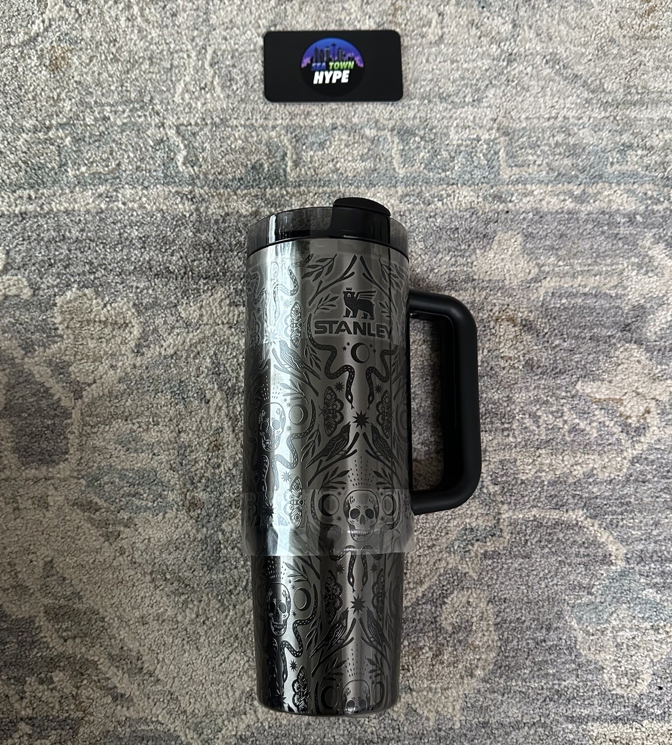 NIB Stanley HALLOWEEN '25 Deadly Damask Black Gunmetal SKULLS 30oz Quencher gallery