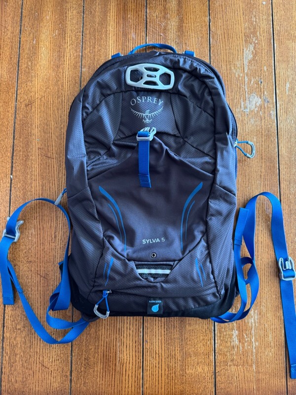 Osprey SYLVA 5 Hiking Backpack, Grey/Blue, with Raincover