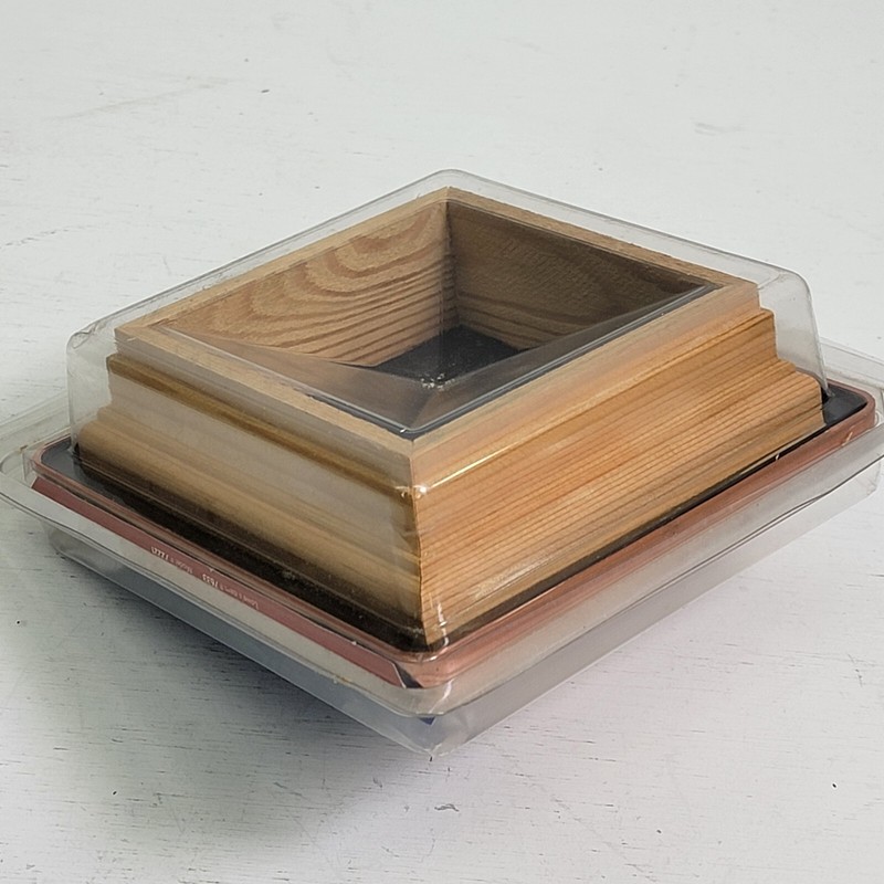 Dekorators 4 x 4 Victoria High Point Copper Plastic Pine Deck with Treated Base gallery