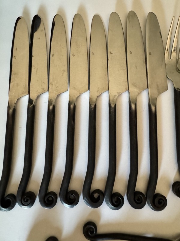 Gourmet Settings Scroll/Treble Clef Flatware 46 Pc Set – 8 Place Settings gallery