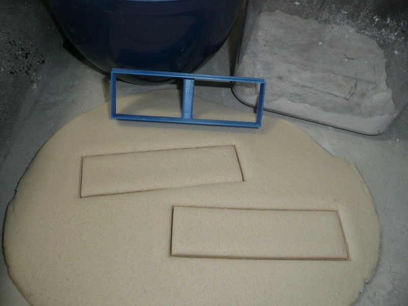 RECTANGLE OUTLINE LONG SHAPE QUADRILATERAL SPECIAL COOKIE CUTTER USA PR3374 gallery