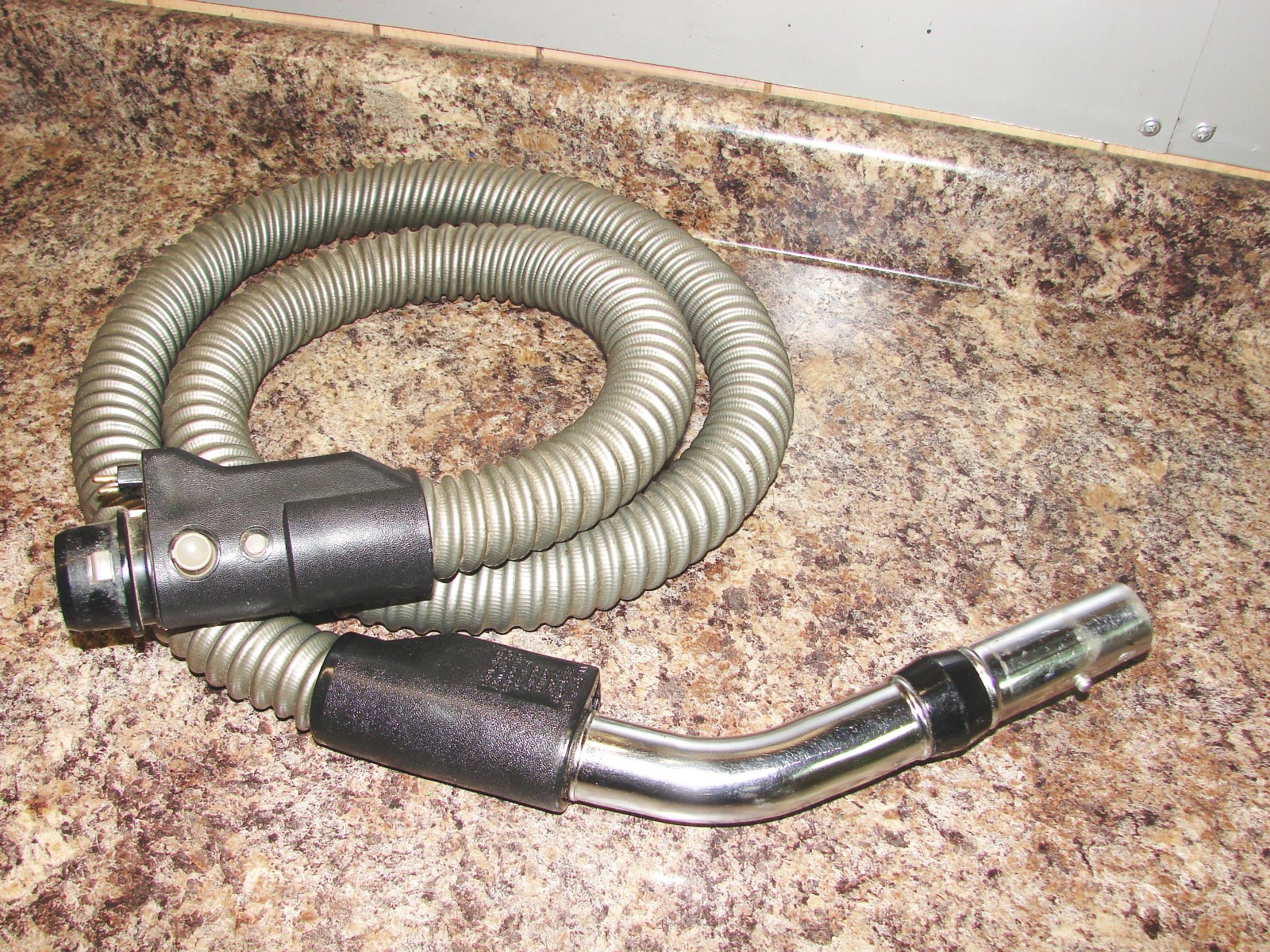 Eureka Express 3939 / 3975 Electric 2 Wire Hose Assembly 53579-2 gallery